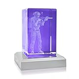 Zelaro Glas Kristall mit 3D Soldat Geschenke für Männer und Frauen – Geschenkidee für Freund und Freundin zum Spieleabend - Schreibtisch Gaming Deko mit RGB Beleuchtung (Silberner LED-Leuchtsockel)
