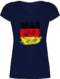 Fussball WM 2022 Fanartikel - Deutschlandflagge Pinsel - L - Dunkelblau - Deutschland - XO1525 - Damen T-Shirt mit V