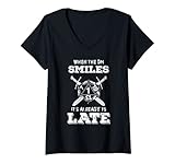Damen D20 - Gaming Fantasy Dragons - Tischwürfel - Too Late T-Shirt mit V