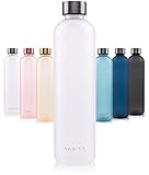 VANITY Sport Trinkflasche | BPA frei | Kohlensäure geeignet | Zeitleiste als Trinkerinnerung | Bruchsicher aus Tritan | mit Trageschlaufe für Fitness, Büro, Outdoor, Zuhause | 1000ml | Crystal W