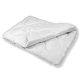 Bettdecke 135x200 Ganzjahresbettdecke | Antiallergisches Steppdecke Mit Mikrofaser Angenehm Anzufassen Vielen Größen für Jedes Schlafzimmer. (Ganzjahresbettdecke, 135x200)