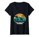 Damen Vintage Retro Kidepo Valley Park, Uganda Afrika Safari Girra T-Shirt mit V