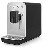 Smeg BCC02BLMEU Kompakte Kaffeevollautomat mit Dampffunktion Schw