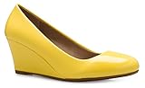 Olivia K Entzückender Damenschuh mit niedrigem Keilabsatz – einfache niedrige Pumps – Basic Slip On, Komfort, Gelb (Gelb - Yellow Patent), 35.5 EU