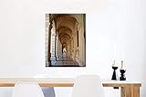 Leinwandbild - Beige Kolonnadengalerie in Bologna, Italien - 60x80