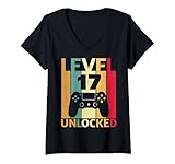 Damen 2004 Geburtstag Männer Männlich Him Fun 17 Lustig 17. Geburtstag T-Shirt mit V