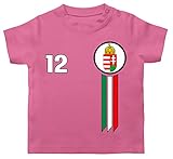 Fussball WM 2022 Fanartikel Baby - 12. Mann Ungarn Emblem - 18/24 Monate - Pink - Nationalmannschaft - BZ02 - Baby T-S