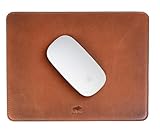 Solo Pelle - Hochwertiges Leder Mousepad 26x20 cm - Mauspad aus echtem Leder - Unterlage für Computermaus - Leather Pad - Handarbeit Made in Europa (Cognac Braun)