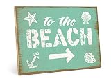 TypeStoff Holzschild mit Spruch – to The Beach – Grafik-Bild bunt, Schild, Wandschild, Türschild, Holztafel, Holzbild als Geschenk und Dekoration (19,5 x 28,2 cm)