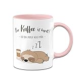 Tassenbrennerei Faultier Tasse mit Spruch Der Kaffee ist kaputt Ich Bin Immer noch müde - Kaffeetasse lustig - Geschenk Kollegin - Spülmaschinenfest (Rosa)