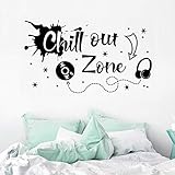 WandSticker4U®- XL Wandtattoo Jugendzimmer Spruch CHILL OUT ZONE in Schwarz I Wandbilder: 100x57cm I Wand Deko Wohnzimmer Schlafzimmer cool Grafitti Musik Aufkleber Teenager Mädchen & Jung