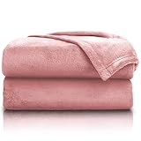 PURE LABEL Kuscheldecke rosa 150x200 cm mit Premium Soft Finish. Hochwertige, Flauschige Fleecedecke als Wohndecke, Tagesdecke oder Sofaüberwurf geeig