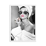 liwendi Klassische Audrey Hepburn Tasche Make-Up Moderne Poster Leinwand Malerei Wandkunst High Heels Bild Schlafzimmer Dekoration 50X70 cm Kein Rahmen B