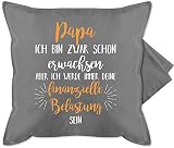 Papa Deko Kissen Vatertagsgeschenk - Papa ich werde immer deine finanzielle Belastung sein weiß - Unisize - Grau - kissenbezug für papa - GURLI Kissenhülle - Kissenbezug 50x50 cm und Dekok