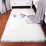 Kunstfell Shaggy Flauschig Teppich Lammfell Schaffell Teppich Hochflor Wolle Carpet Modern Fellteppich Deko Fell Teppiche Weiß 80×150 cm für Kinderzimmer Wohnzimmer Stuhl Couch R
