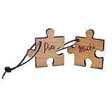 CHRISCK design Schlüsselanhänger aus Vollholz mit Wunsch-Gravur Puzzle Anhänger Ideal als Valentinstaggeschenk schöne Geschenk-Idee zum Valentinstag für Freunde Freundinnen und Geschw