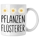 Trendation - Pflanzenflüsterer Gärtner Tasse mit Spruch Garten Hobbygärtner Geschenk Lustig Gärtnerin Geschenkidee (Weiß)