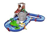 BIG Spielwarenfabrik 8700001647 AquaPlay - AdventureLand - Wasserbahn mit Berg, Turm und Stausee, Spieleset inkl. 2 Tierfiguren, Motorboot und Speedboot, für Kinder ab 3 J
