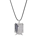 Angriff Auf Titan Halskette, Yifnny Angriff Auf Titan Survey Corps Badge Halskette Blau Weiß Flügel der Freiheit Anhänger Cosplay Halskette Anime Schmuck für Männer/Jungen/Anime Fan (Silber)
