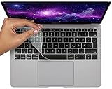 MyGadget Tastaturschutz QWERTZ für Apple MacBook Air 13' (von 2018 bis 2020 - A1932, A2179) - Hülle Silikon für deutsche Tastatur - Silikonschutz - Transp