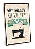 TypeStoff Holzschild mit Spruch – Mir reichts ich GEH nähen – Schild, Bild im Vintage-Look mit Zitat als Geschenk und Dekoration zum Thema Nähzubehör – HS-00114