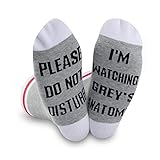 Lustige Socken „Please Do Not Disturb I'm Watching Grey's Anatomy“, Geschenk für Grey's Anatomy Fans Gr. M, Grey's Anatomy