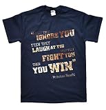 Mahatma Gandhi Quote Dunkelblau T-Shirt, Größe M