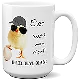 TRIOSK Jumbo Tasse Küken mit Hühner Spruch Eier hat man lustig Baby Huhn Geschenk für Männer Hühnerliebhaber Büro Kollegen Ostern Vatertag