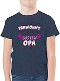 Statement Sprüche Kinder - Ich Bin Nicht verwöhnt - Ich Habe einfach nur den besten Opa der Welt - Lila - 128 (7/8 Jahre) - Dunkelblau Meliert - Tshirt Kinder sprüche Opa - F130K - Kinder T