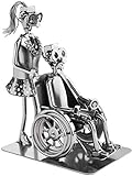BRUBAKER Schraubenmännchen Pflegerin mit Rollstuhlfahrer - Handarbeit Eisenfigur Metallmännchen - Metallfigur Geschenk für Pflegerinnen, Altenpfleger und Krankenschw