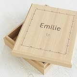 sendmoments Aufbewahrungsbox aus Holz mit individueller Namensgravur, originelle Geschenkidee, personalisierte Erinnerungsbox 113 x 130 mm mit Herzchen-Motiv, Schachtel für Kinder mit Name und Desig