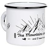 Mugsy I Emaille Tasse The Mountains are calling, 330 ml Camping Tasse mit Spruch, Camping Becher (Schwarz-Weiß)