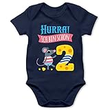 Shirtracer Baby Geburtstag Geburtstagsgeschenk - Hurra! Ich Bin Schon 2 - Ratte - 18/24 Monate - Navy Blau - Geschenk - BZ10 - Baby Body Kurzarm für Jungen und M