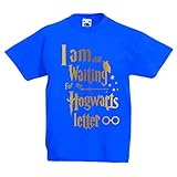 I Am Still Waiting for My Hogwarts Letter T-Shirt – Harry Potter inspiriertes Zauberer magisches Geburtstagsgeschenk für Jungen oder Mädchen T-Shirt Alter 3-4 bis Alter 12-13, blau, 3-4 J