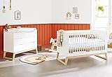 Babyzimmer Möbel Spar-Set für Kinderzimmer Bridge breit von Pinolino, mit Kinderbett und Wickelkommode, skandinavisch, weiß