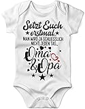 miKalino Babybody mit Spruch für Jungen Mädchen Unisex kurzarm Setzt Euch erstmal... Oma & Opa | handbedruckt in Deutschland | Handmade with love, Farbe:weiss, Grösse:56