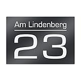 Hausnummer Anthrazit RAL 7016 mit Gravur - Hausnummernschild mit Straßenname, Zahl, Ziffer - Schild inkl. fischer Dübel Schrauben Set - Türschild ist witterungsbeständig - 200x140mm Variante 1