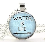 Wasser ist Leben Aktivismus Anhänger Halskette, Aktivismus Jewelry