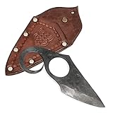 Handgeschmiedetes mittelalterliches Zweifingermesse Messer aus Federstahl am Hals gehalt und Echtledertasche in braun Farbe, für Liebhaber von G