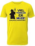 Herren T-Shirt für den Junggesellenabschied mit Motiv Viel Trinken Er muss! (Männer) in gelb, Größe L