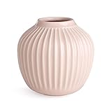 Kähler Hammershoi Vase aus Porzellan mit Rillen, Moderne Vase, rund, bauchige, skandinavisches Design Vase für Blumen, Rosa, 13