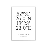 Personalisiertes Poster Liebe - in verschiedenen Größen erhältlich – Namen, Datum + Koordinaten personalisiert - Geschenk zur Hochzeit/Jahrestag - Bild für Paare - ohne Bilderrahmen (61x81cm)