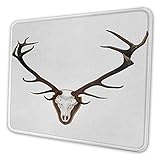 Geweih Niedliches Mauspad Geweih eines riesigen Hirsches Notebook Computer Mauspad Knochen auf einer Holzplatte Preis Schädeldruck Braun Hellg