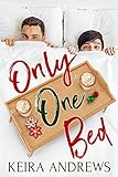 Only One Bed: MM Christmas Romance (English Edition)