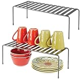 mDesign 2er-Set Geschirrablage für die Küche – freistehendes Tellerregal aus Metall – extragroßes Küchenregal für Tassen, Teller, Lebensmittel usw. – dunkelg