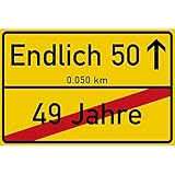 vanva Endlich 50 Jahre Ortsschild 50. Geburtstag Dekoration Schild Freund Freundin Geschenkidee Junge Geburtstagsparty Frauen Geschenke 50ter Partydeko Fotobox Requisite Ortstafel Gelb