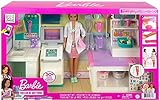 Barbie GTN61 - Krankenstation-Spielset mit brünetter Barbie-Arztpuppe, 4 Spielbereichen, mehr als 30 Teile, Spielzeug ab 4 J