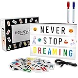 Light Box A4 mit 400 Buchstaben und Emojis, USB - BONNYCO | Ä Ö Ü ß | Led Lichtkasten Buchstaben Dekoration Schlafzimmer & Büro | Leuchtkasten mit Buchstaben süßes Geschenk, Geburtstag & W