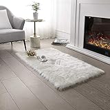 HEXIN Faux Lammfell Schaffell Teppich, Super weicher Kunstfell Schaffell Bett-Vorleger Teppiche，Lange Haare Fell Optik Gemütliches Schaffell Bettvorleger Sofa Matte (Weiß, 60x100cm)