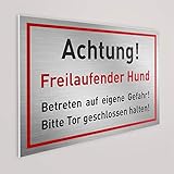 Achtung freilaufender Hund Schild. Betreten auf eigene Gefahr! Bitte Tor geschlossen halten! 30 x 20 cm, stabiles 3 mm Hart PVC Schild für den langfristigen Außeneinsatz, UV beständig